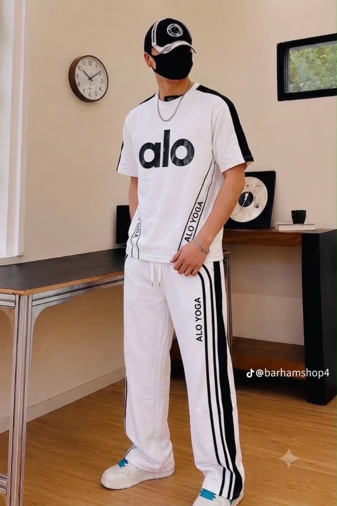 Ensemble t-shirt + pantalon large